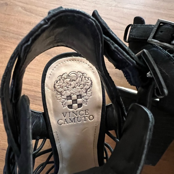Vince Camuto Size 6 36M black strappy heels - Picture 10 of 10